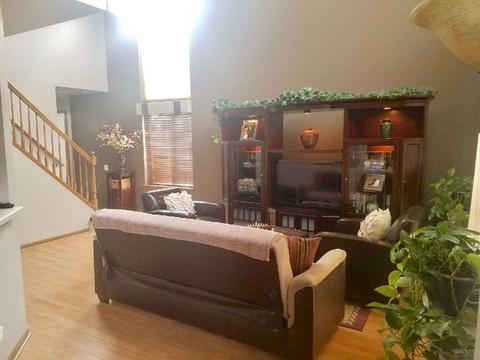 1645 Spaulding Rd, Bartlett, IL 60103 photo 3