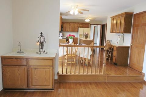 2120 Aspen Dr, Algonquin, IL 60102 photo 6
