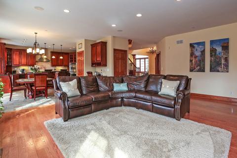 2015 Celtic Glen Dr, Mount Prospect, IL 60056 photo 11