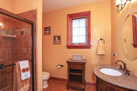 2015 Celtic Glen Dr, Mount Prospect, IL 60056 photo 14