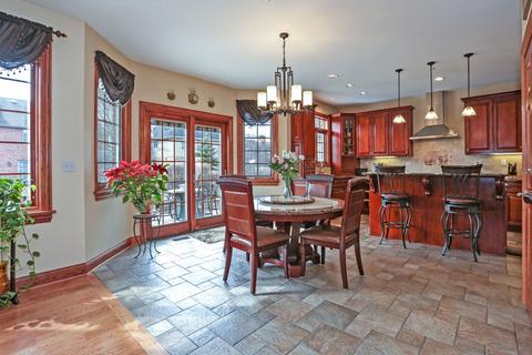 2015 Celtic Glen Dr, Mount Prospect, IL 60056 photo 10