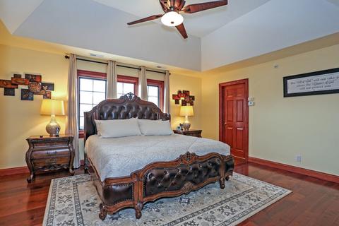 2015 Celtic Glen Dr, Mount Prospect, IL 60056 photo 18