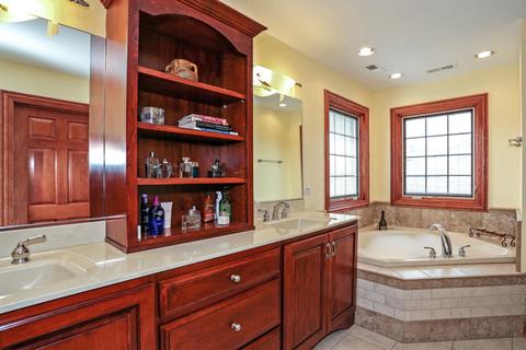 2015 Celtic Glen Dr, Mount Prospect, IL 60056 photo 20