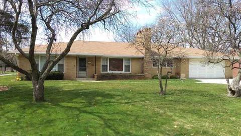 3514 Kings Rd, Steger, IL 60475 photo 2