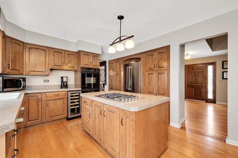 2 S567 White Birch Ln, Wheaton, IL 60189 photo 13