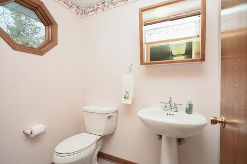 1505 Oakleaf Dr, Johnsburg, IL 60051 photo 16