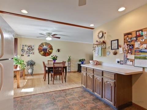 1057 Kenilworth Dr, Wheeling, IL 60090 photo 5