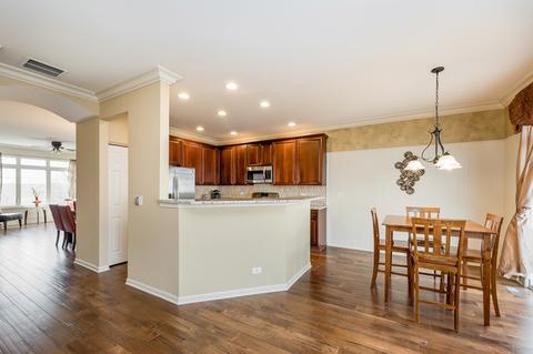 142 Bennett Dr, Carol Stream, IL 60188 photo 10