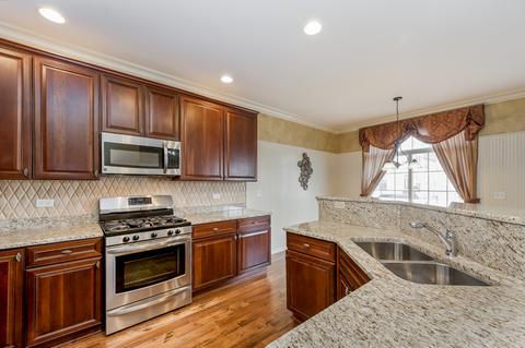 142 Bennett Dr, Carol Stream, IL 60188 photo 7