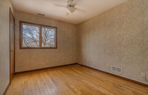 362 Pearson Cir, Naperville, IL 60563 photo 12
