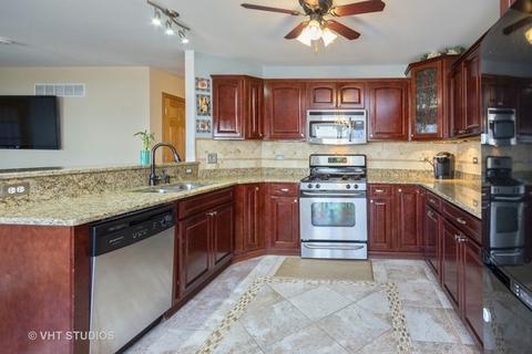6303 Blue Ridge Dr, Plainfield, IL 60586 photo 3