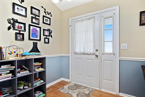 1210 Appleton Ln, Geneva, IL 60134 photo 4