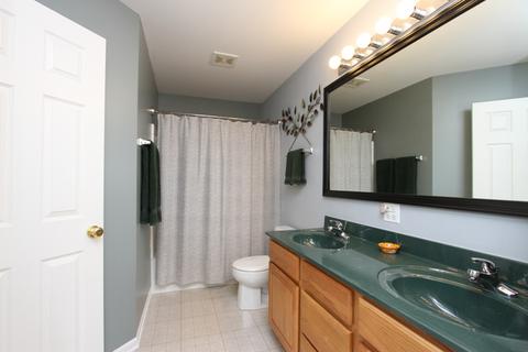 427 Legend Ln, Mchenry, IL 60050 photo 17
