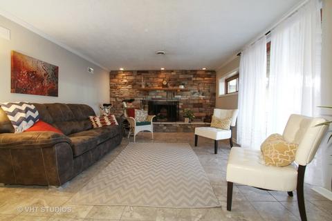 703 E Mckinley St, Harvard, IL 60033 photo 5