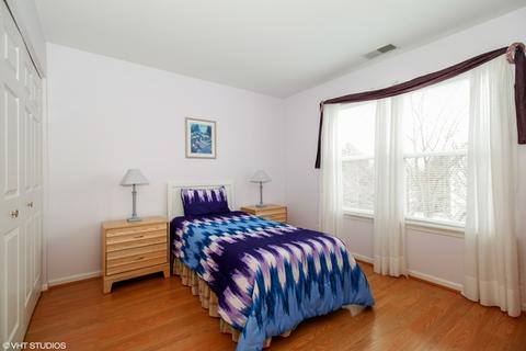 3136 Reflection Dr, Naperville, IL 60564 photo 9