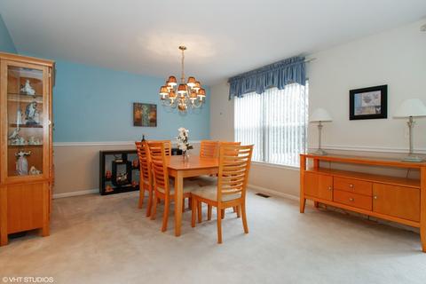 3136 Reflection Dr, Naperville, IL 60564 photo 5