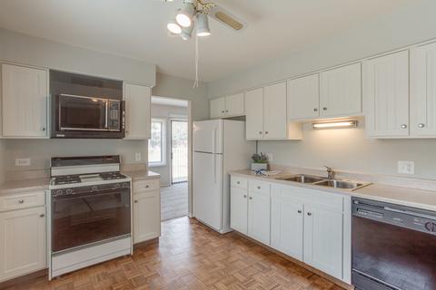 2531 Honeysuckle Ln, Rolling Meadows, IL 60008 photo 8