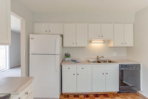 2531 Honeysuckle Ln, Rolling Meadows, IL 60008 photo 7
