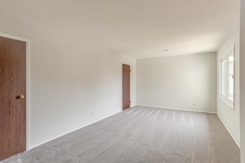 2531 Honeysuckle Ln, Rolling Meadows, IL 60008 photo 14