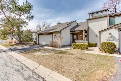 2531 Honeysuckle Ln, Rolling Meadows, IL 60008 photo 3