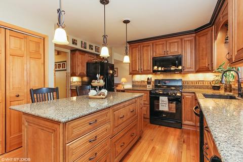 3305 Ramsgate Ln, Johnsburg, IL 60051 photo 6
