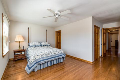 1546 Huntleigh Dr, Wheaton, IL 60189 photo 12