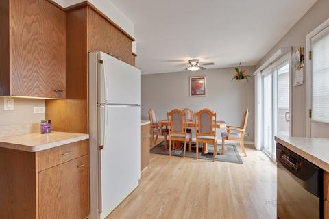 605 Cordial Dr, Des Plaines, IL 60018 photo 12