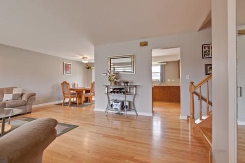 605 Cordial Dr, Des Plaines, IL 60018 photo 3