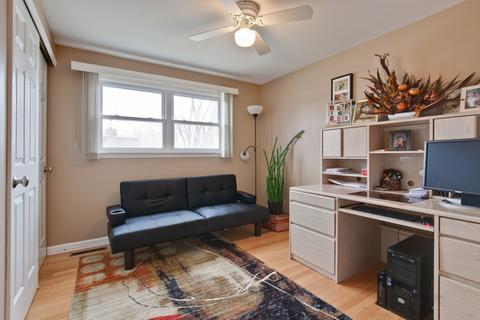 605 Cordial Dr, Des Plaines, IL 60018 photo 17