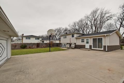 605 Cordial Dr, Des Plaines, IL 60018 photo 27