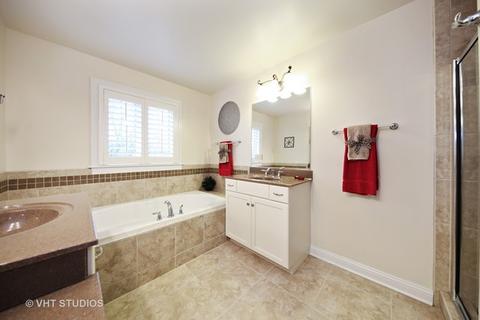 2034 Windham Cir, Wheaton, IL 60187 photo 11