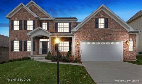 2034 Windham Cir, Wheaton, IL 60187 photo 2