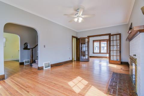 6 S Fordham Ave, Aurora, IL 60506 photo 5
