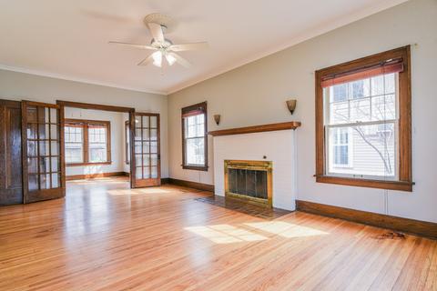 6 S Fordham Ave, Aurora, IL 60506 photo 4