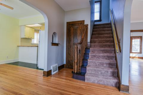 6 S Fordham Ave, Aurora, IL 60506 photo 3