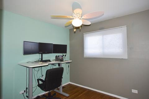 720 Durham Ln, Hoffman Estates, IL 60169 photo 21