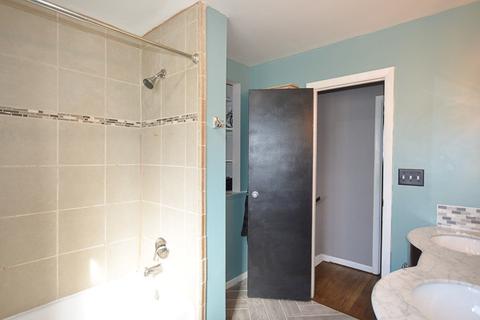 720 Durham Ln, Hoffman Estates, IL 60169 photo 19