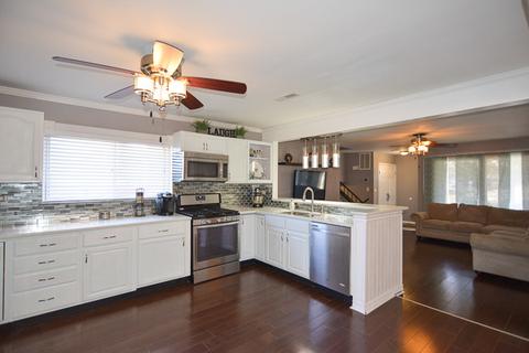 720 Durham Ln, Hoffman Estates, IL 60169 photo 9