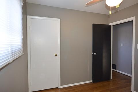 720 Durham Ln, Hoffman Estates, IL 60169 photo 22