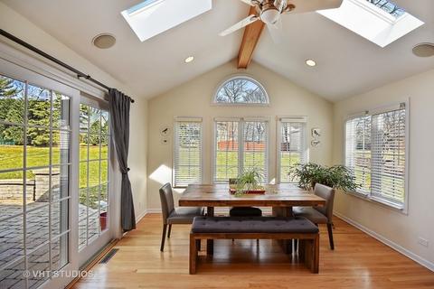 505 E 12th Ave, Naperville, IL 60563 photo 6