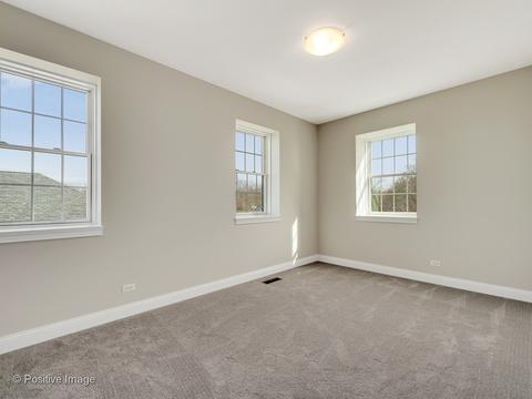 363 E Liberty Dr, Wheaton, IL 60187 photo 20