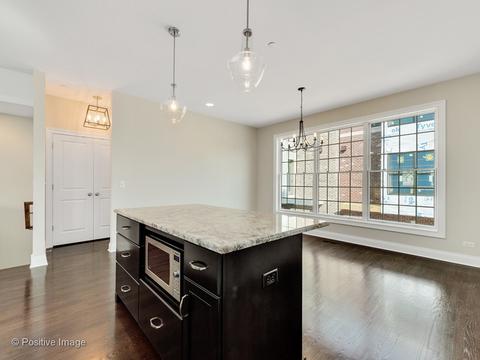 363 E Liberty Dr, Wheaton, IL 60187 photo 9