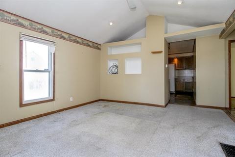 580 S Roosevelt Ave, Kankakee, IL 60901 photo 2