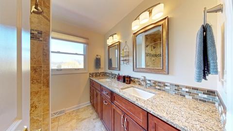 2049 Creekside Dr, Wheaton, IL 60189 photo 23