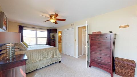 2049 Creekside Dr, Wheaton, IL 60189 photo 16