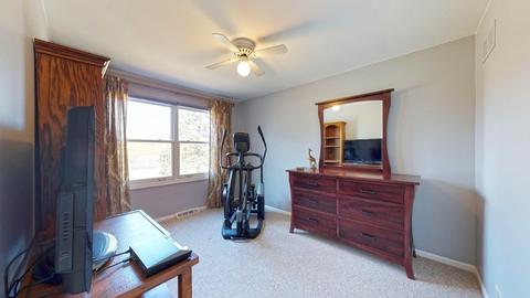 2049 Creekside Dr, Wheaton, IL 60189 photo 21