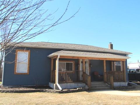 7815 Elm St, Harvard, IL 60033 photo 1