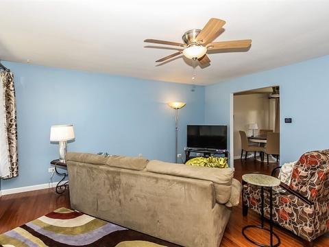 1245 N Lyle Ave, Elgin, IL 60123 photo 2