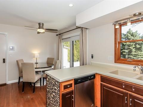 1245 N Lyle Ave, Elgin, IL 60123 photo 8