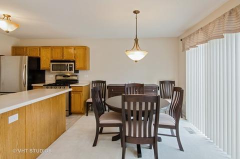 1326 Summersweet Ln, Bartlett, IL 60103 photo 7